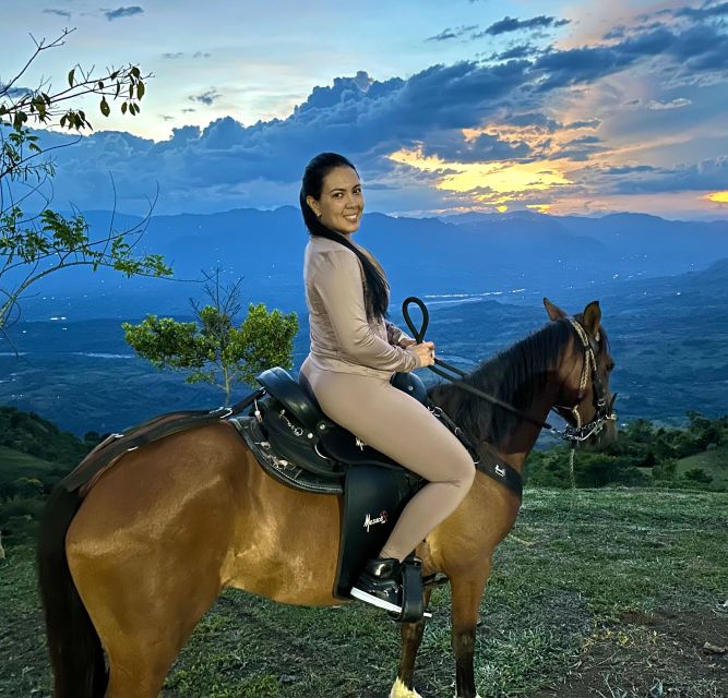 FULL MOON FESTIVAL MEDELLIN - Nighttime Entertainment