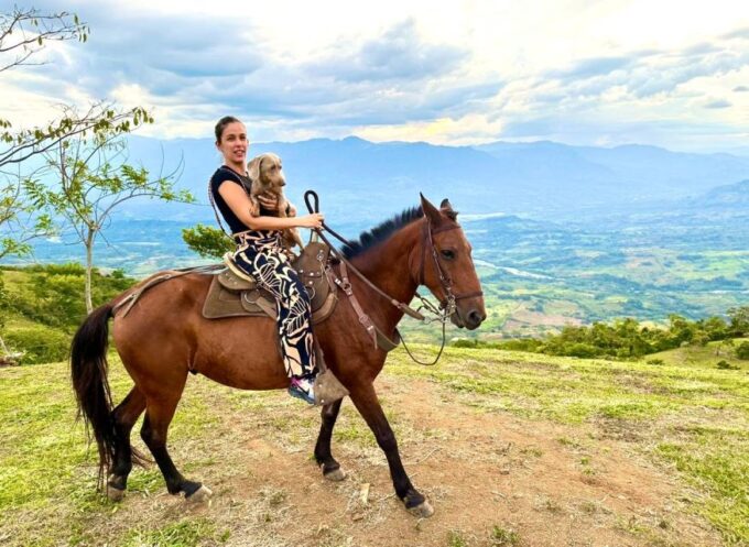 FULL MOON FESTIVAL MEDELLIN - Food and Beverage