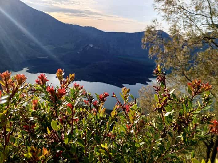 Full Mount Rinjani Tour 4D/3N Sembalun Lake And Senaru - Daily Itinerary