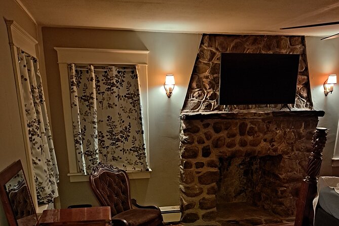 Full Paranormal Investigation at Night in a Gettysburg Estate - Frequently Asked Questions