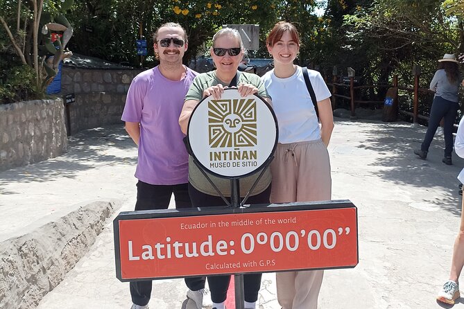 Full Private Tour of the Historic Center + Middle of the World - Explore Quitos Historic Center