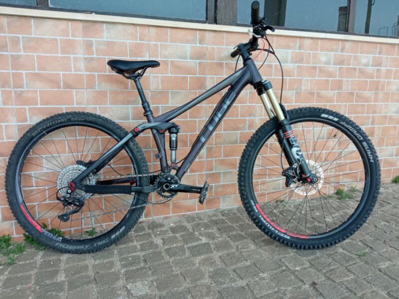 Full Suspension Mountain Bike - Inclusions