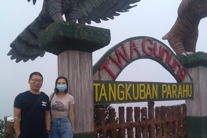 Fullday Bandung Volcano,Tea Plantation,Fruits Market With Lunch & Souvenir - Fruits Market Tour