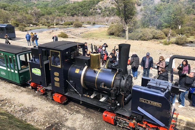 Fullushuaia: Tierra Del Fuego+Train+ Beagle Chanel + Fagnano Lake - Riding the End of the World Train