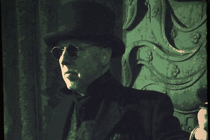 Fully Guided Bristol Ghost Tours - Engaging With the Costumed Guide
