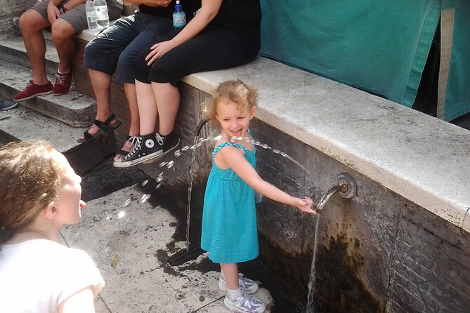 Fun and Playful Guided City Tour of Naples for Kids and Families - Key Points