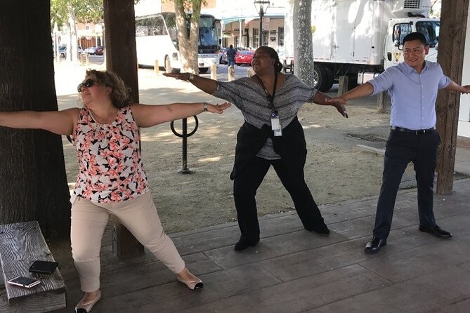 Fun City Scavenger Hunt in Baton Rouge by Crazy Dash - Compete Globally for Points
