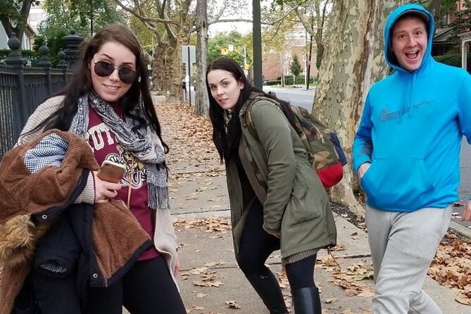 Fun City Scavenger Hunt in Madison by Wacky Walks - Key Points