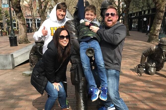 Fun City Scavenger Hunt in Raleigh by 3Quest Challenge - Guidance From the Remote Host