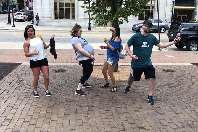 Fun City Scavenger Hunt in Shreveport by Wacky Walks - Inclusions and Accessibility