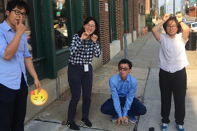 Fun City Scavenger Hunt in Victoria by Wacky Walks - Gaining Points Through Completed Tasks