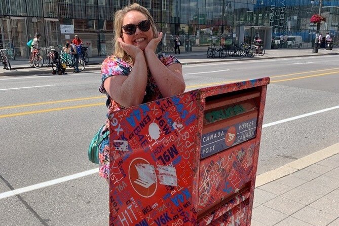 Fun City Scavenger Hunt in Winnipeg by Wacky Walks - Solving Scavenger Hunt Clues