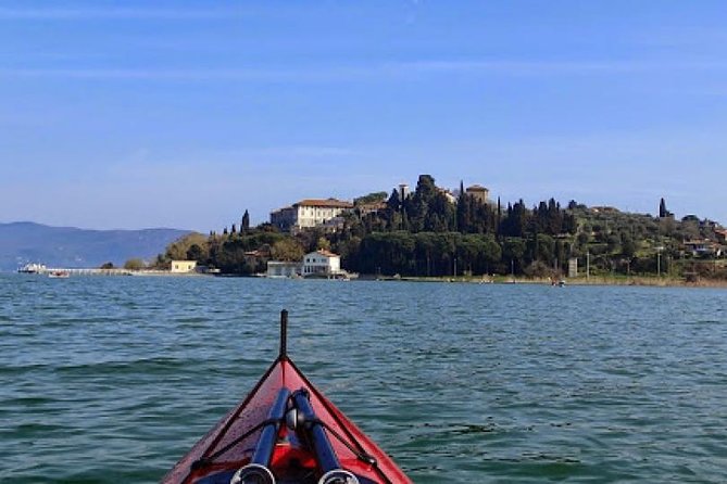 Fun Kayaking in Lake Trasimeno With Lunch - Umbria - Eco-friendly Kayaking Experience