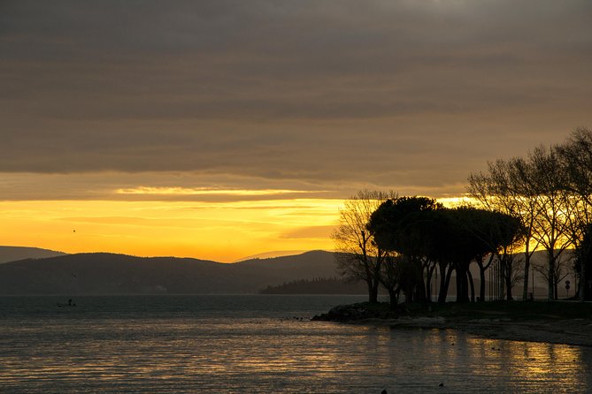 Fun Kayaking in Lake Trasimeno With Lunch - Umbria - Activity Inclusions and Reviews