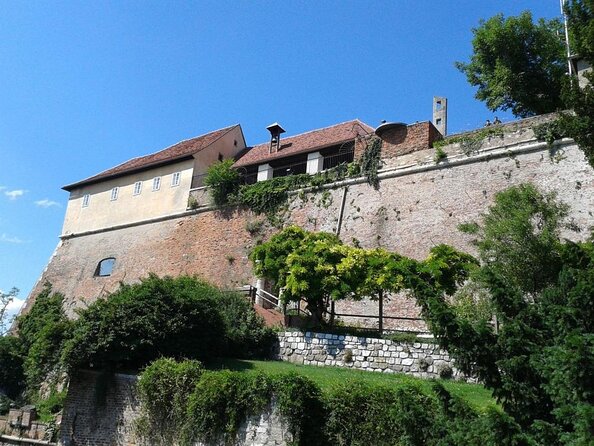 Fun & Mobile Scavenger Hunt Through Graz - Key Points