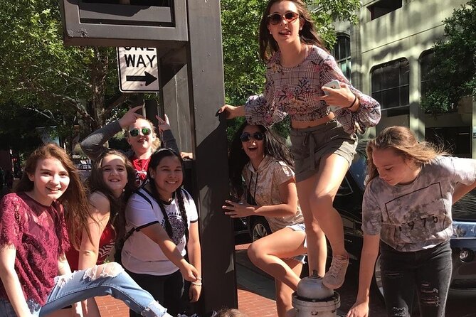 Fun Scavenger Hunt in Thousand Oaks by Zombie Scavengers - Key Features of the Experience