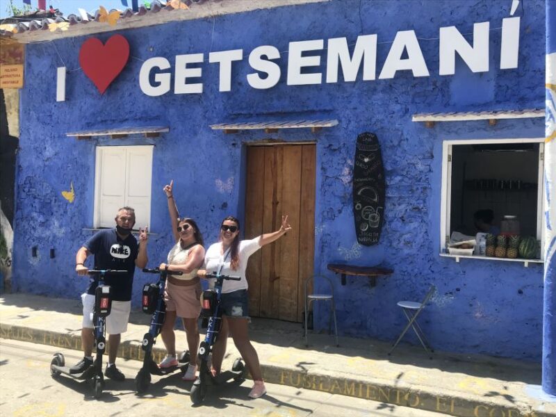 FUN SCOOTER RIDE THRU CARTAGENA & GETSEMANI / DISCOVERY TOUR - Key Points