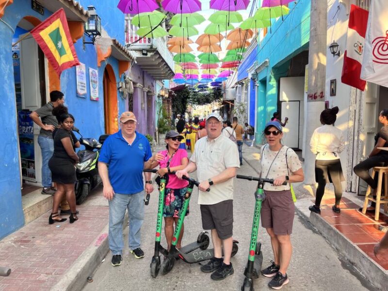 FUN SCOOTER RIDE THRU CARTAGENA & GETSEMANI / DISCOVERY TOUR - Key Points