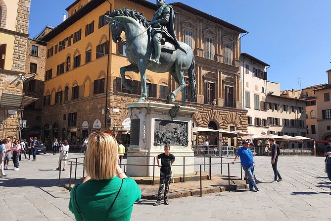Fun Uffizi Museum Tour for Kids and Families in Florence With Specialized Guide - Specialized Kid-Friendly Guide