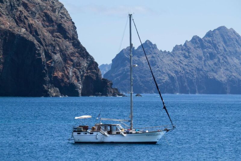 Funchal: Atlantic Festival Fireworks & Bay Sailing Trip - Key Points