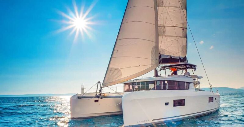 Funchal Bay: Dolphin & Whale Watch Luxury Catamaran Cruise - Cruise Experience