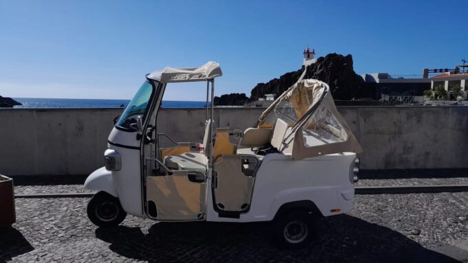 Funchal: Botanical Garden Tour and Guided Tuk-Tuk Ride - Exploring Funchals Landscapes