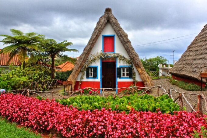 Funchal: East Madeira Island Guided Tour & Laurissilva Walk - Ponta De São Lourenço