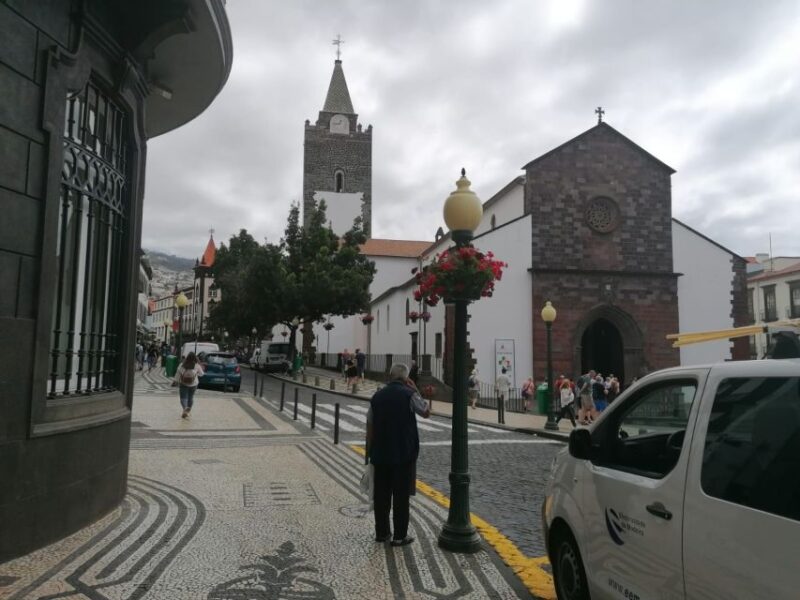Funchal: Private Guided Tour of Historic Center by Tuk Tuk - Inclusions and Requirements
