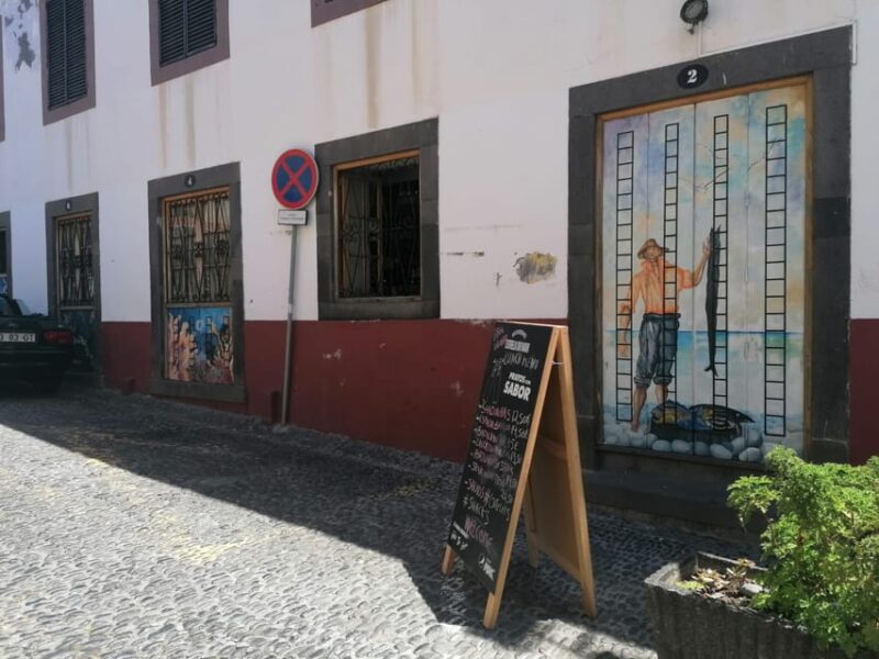 Funchal: Private Guided Tour on a Tuktuk - Tour Restrictions and Requirements