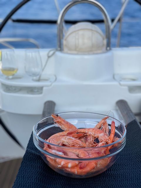 Funchal: Private Sailing Sunrise, Sunset & Moonlight Cruises - Booking and Meeting Information