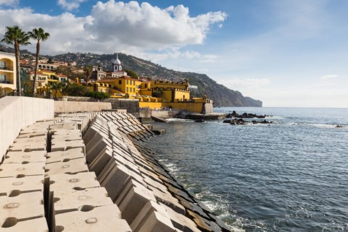 Funchal Tour and Câmara De Lobos Tour - Exploring Funchal