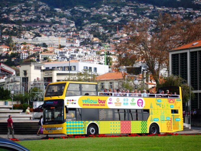 Funchal Tour and Câmara De Lobos Tour - Discovering Câmara De Lobos