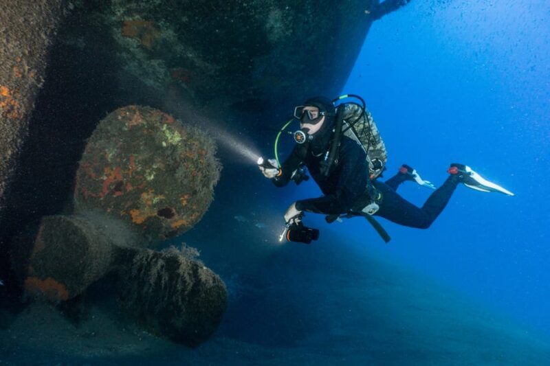 Funchal: Wreck Dive F488 Frigate - Certified Divers - Important Information