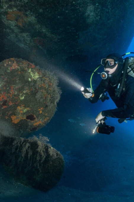 Funchal: Wreck Dive F488 Frigate - Certified Divers - Additional Notes