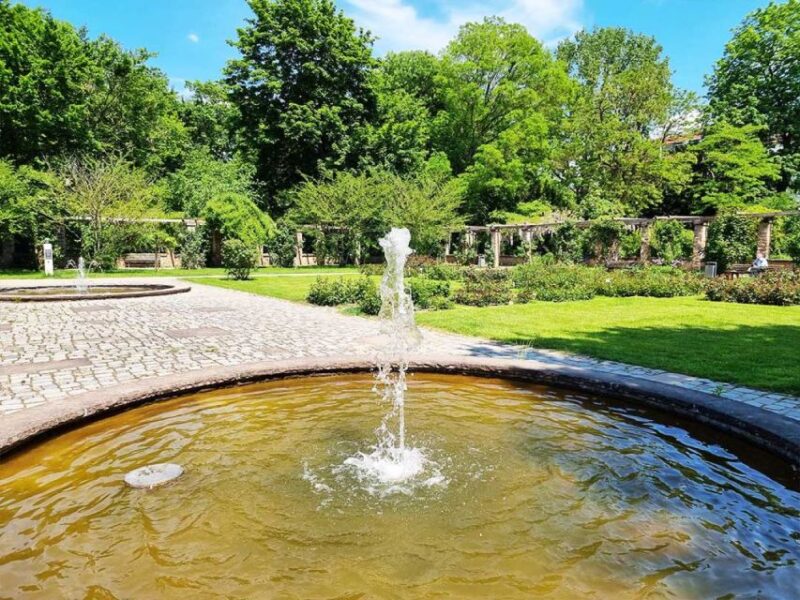 Furth City Park Audio Rally by P.I. Sir Peter Morgan - Exploring the Fountain Courtyard and Gardens