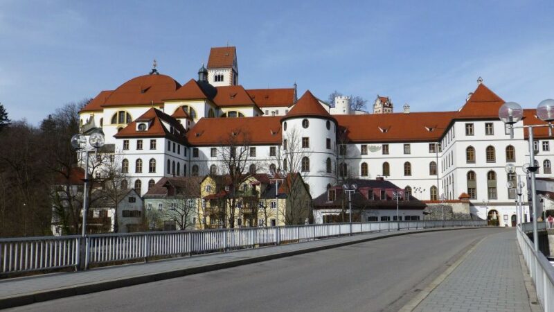 Füssen: Private Guided Walking Tour - Tour Experience