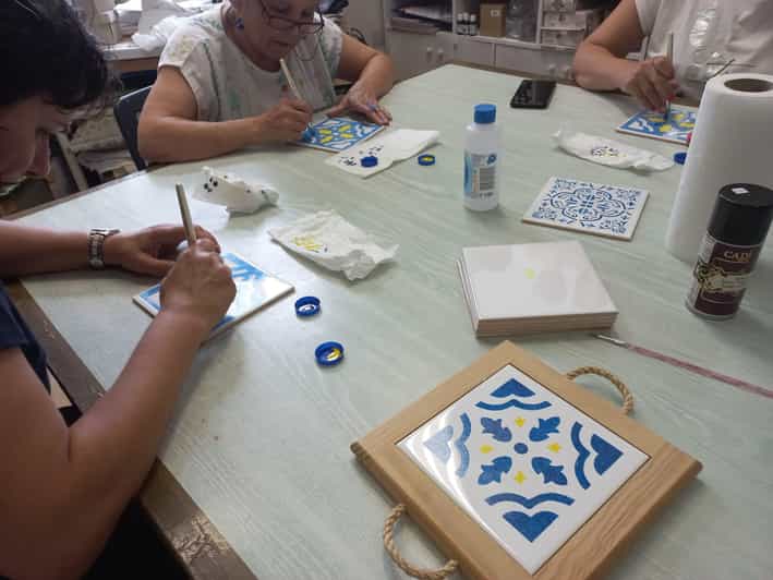 Gaia: Tile Painting Workshop, Port Wine and Pastel De Nata - Included in the Workshop