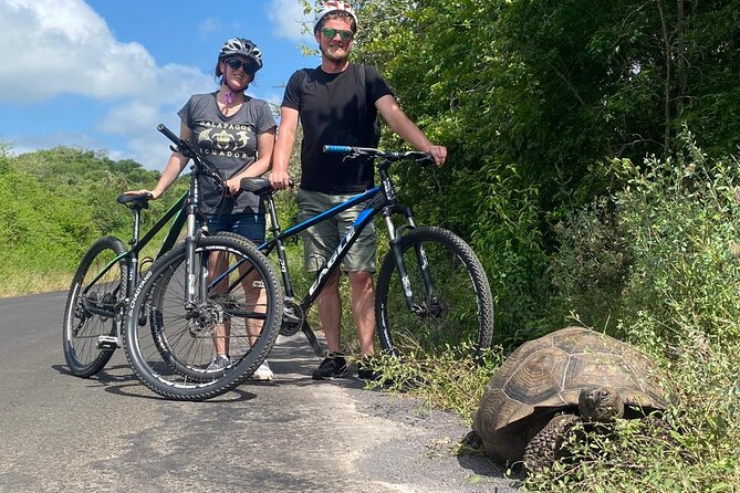 Galapagos: Bike Route + Turtles + Lava Tunnels - Discovering Lava Tunnels