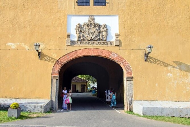 Galle Fort Tour - Discovering Moonstone Mines