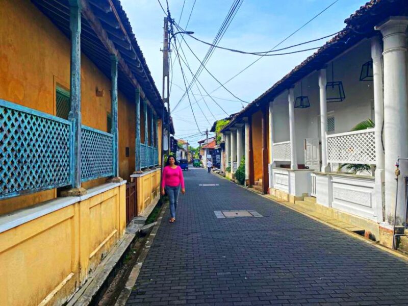 Galle Fort Unesco WH Day Tour From Colombo in a Private Car - Tour Guide and Inclusions
