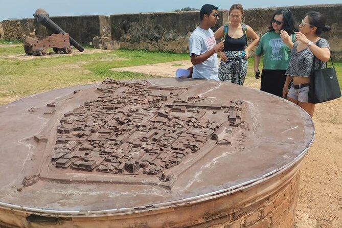 Galle Fort Walk With Tharindu - Meeting and Pickup