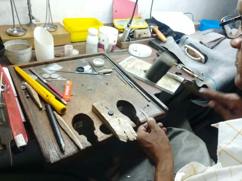 Galle: Jewelry Workshop - Craft Silver Ring with Gemstone - Galle: Jewelry Workshop - Craft Silver Ring with Gemstone