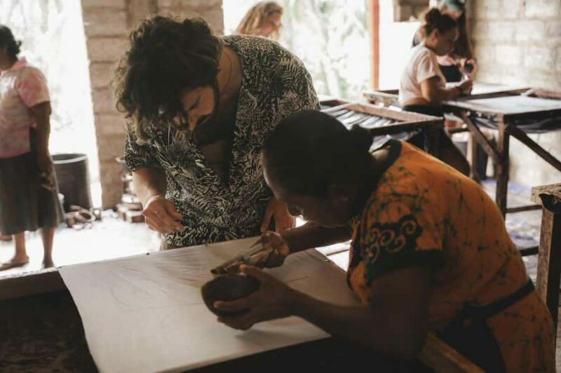 Galle: Traditional Batik Making Workshop & Factory Tour - Key Points