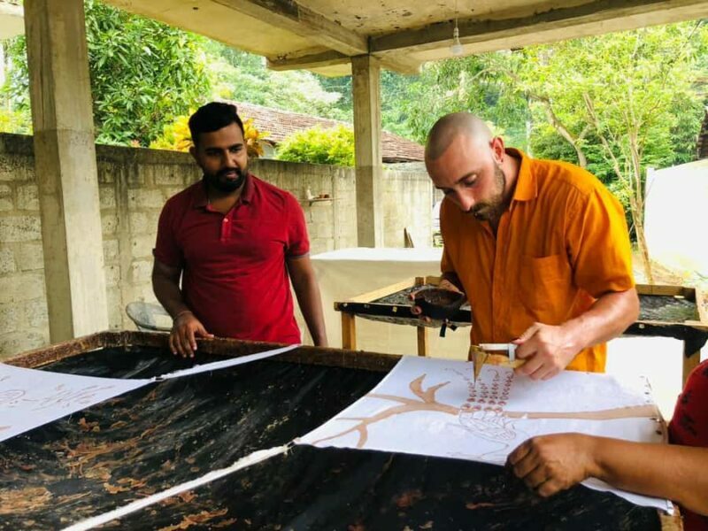 Galle: Traditional Batik Making Workshop & Factory Tour - Authenticity and Cultural Significance