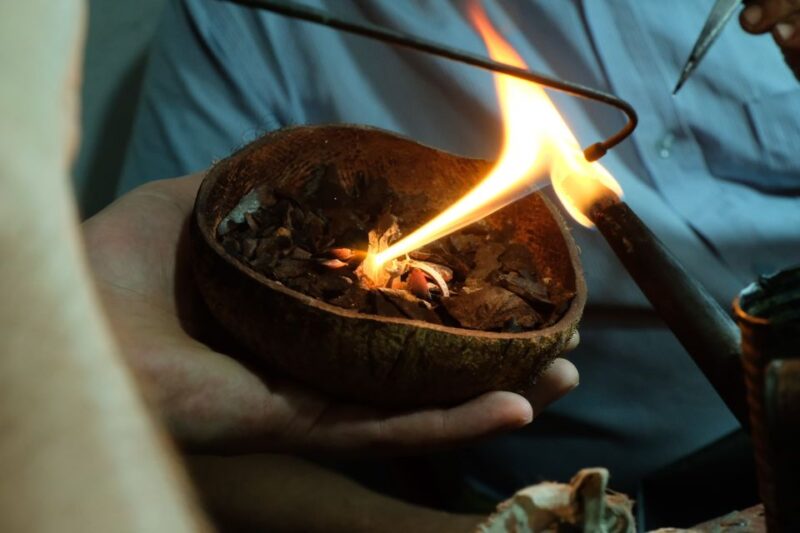 Galle: Traditional Jewelry Making Workshop With Transfers - Cancellation Policy and Highlights