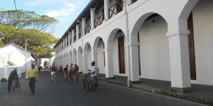 Galle Urban Exploration: Fort and City Cycling Adventure - Languages and Group Size