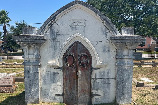 Galveston Cemetery Private Tour - Key Points