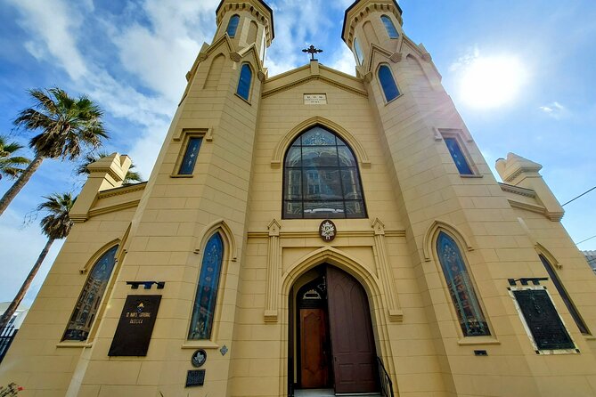 Galveston Mansions and Murder Walking Tour - Spooky History Insights