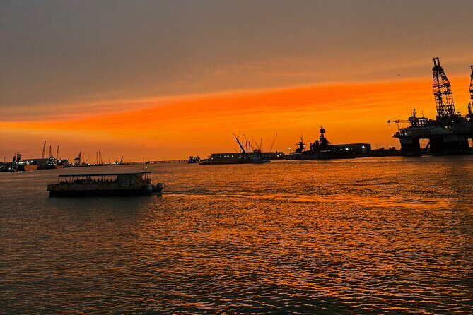Galveston Sunset Happy Hour Cruise - A Relaxing Evening on Galveston’s Sunset Waterway