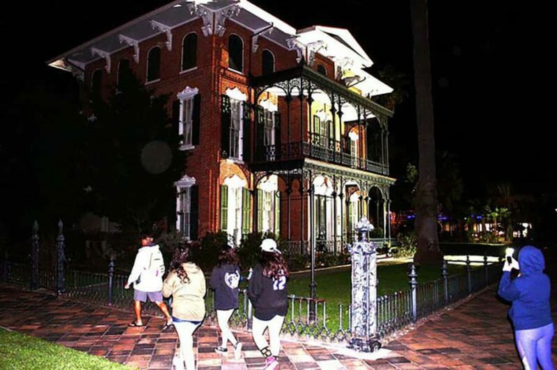 Galveston's Scariest Ghost Tour - Tour Length and Atmosphere